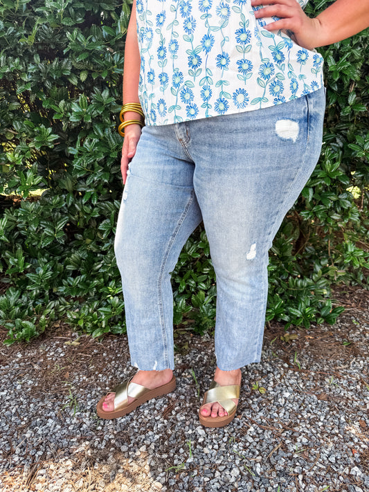 Lovervet | Cali Kiss Kick Flare Denim CURVY