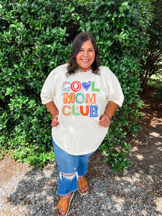 Cool Mom Club Tee