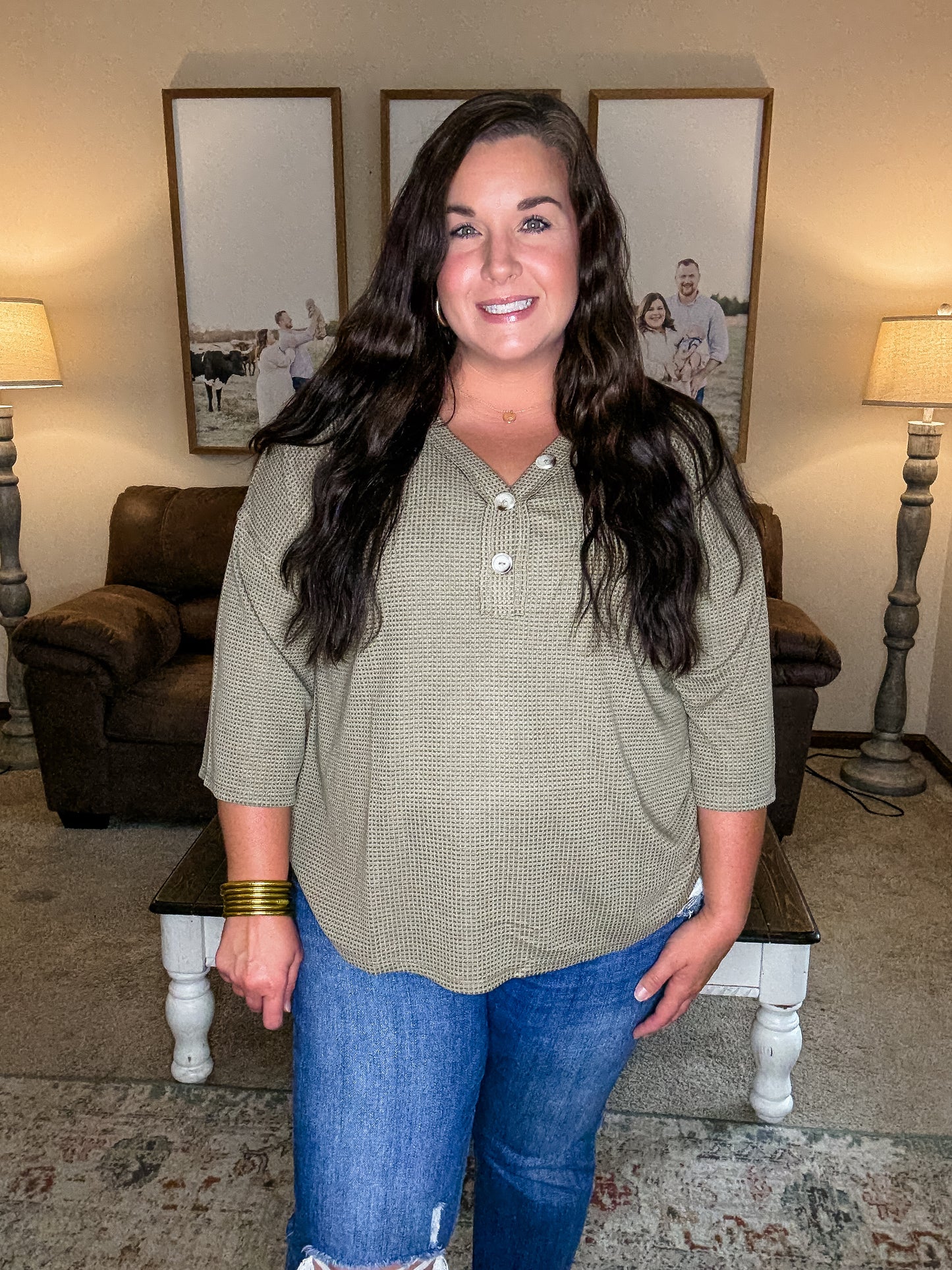 Curvy Crisp Morning Top in Olive