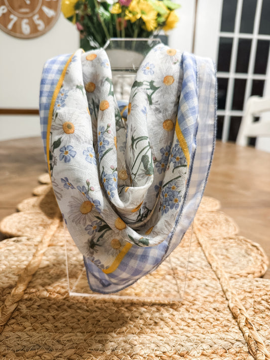 Daisy Does It Scarf Necklace