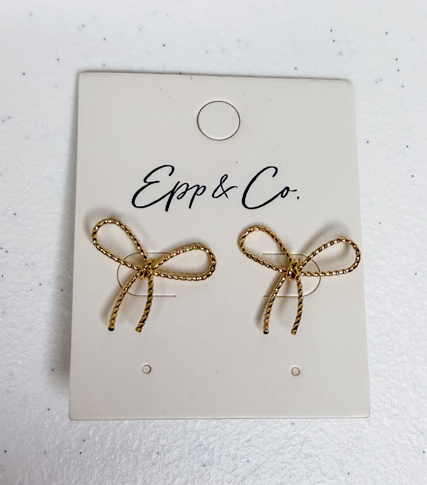 Simple Bow Studs