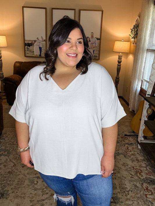 Curvy Spring Fling Top in Bone