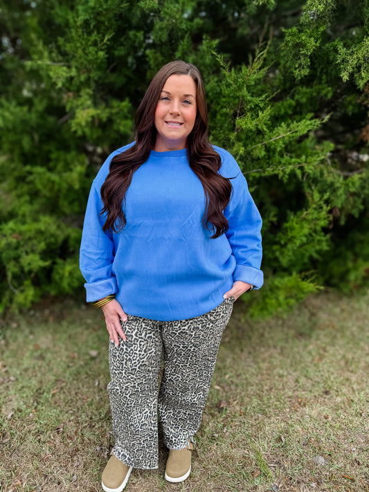 Curvy Simple Wins Sweatshirt